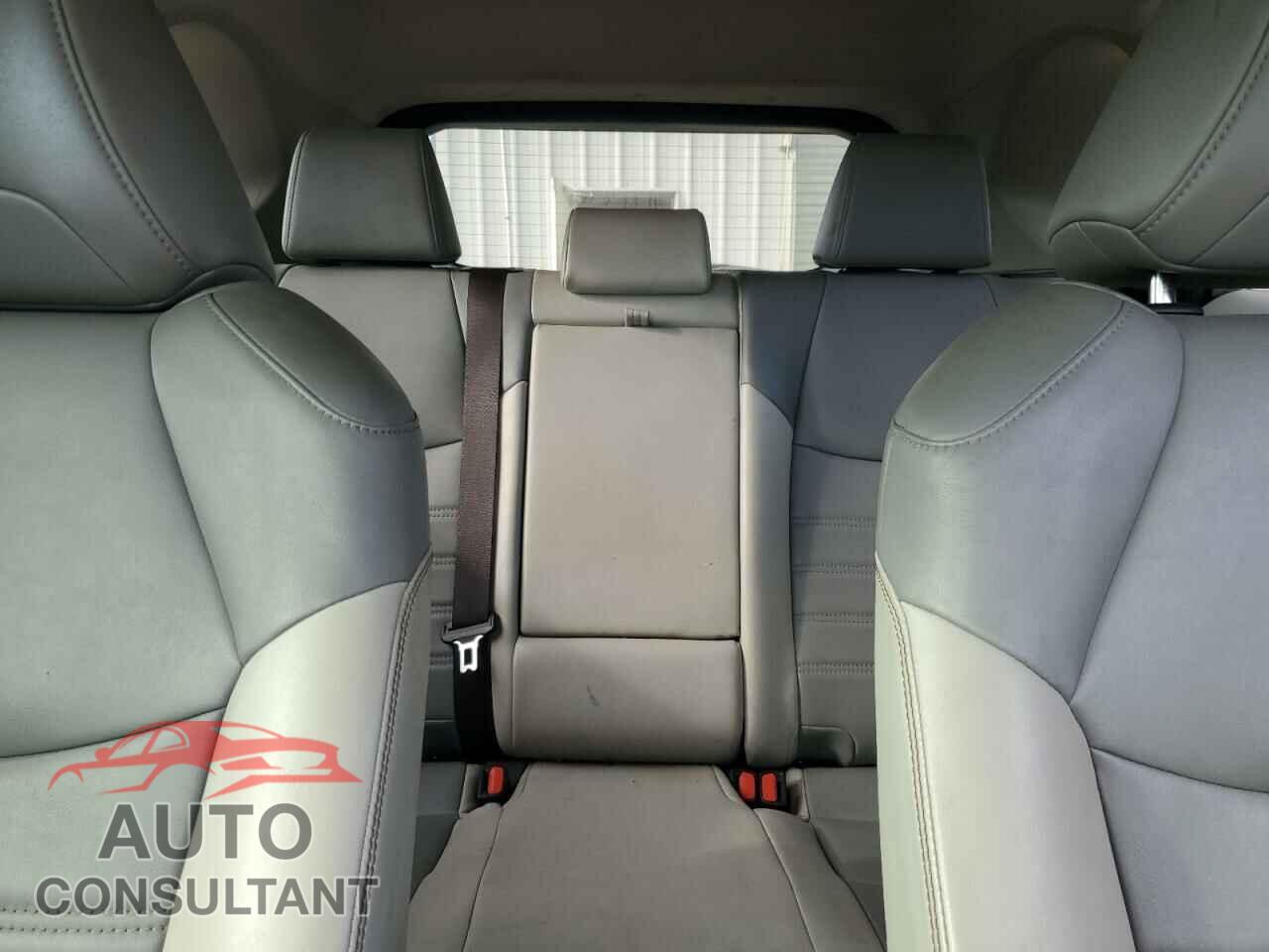 TOYOTA RAV4 2019 - JTMC1RFV3KD514616