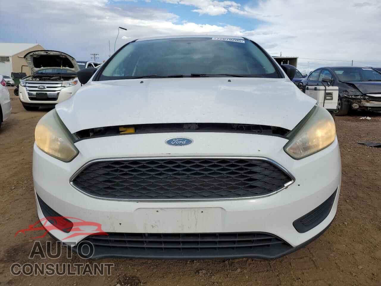 FORD FOCUS 2016 - 1FADP3E27GL325641