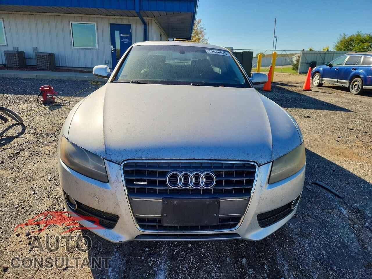 AUDI A5 2012 - WAULFAFR9CA015518
