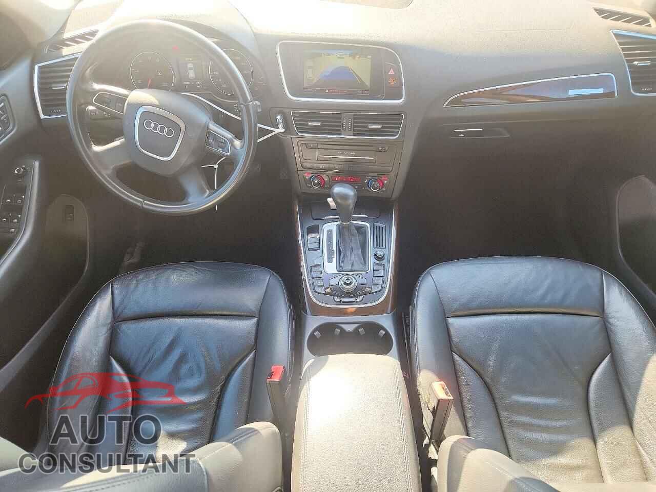 AUDI Q5 2011 - WA1LFAFP2BA036110