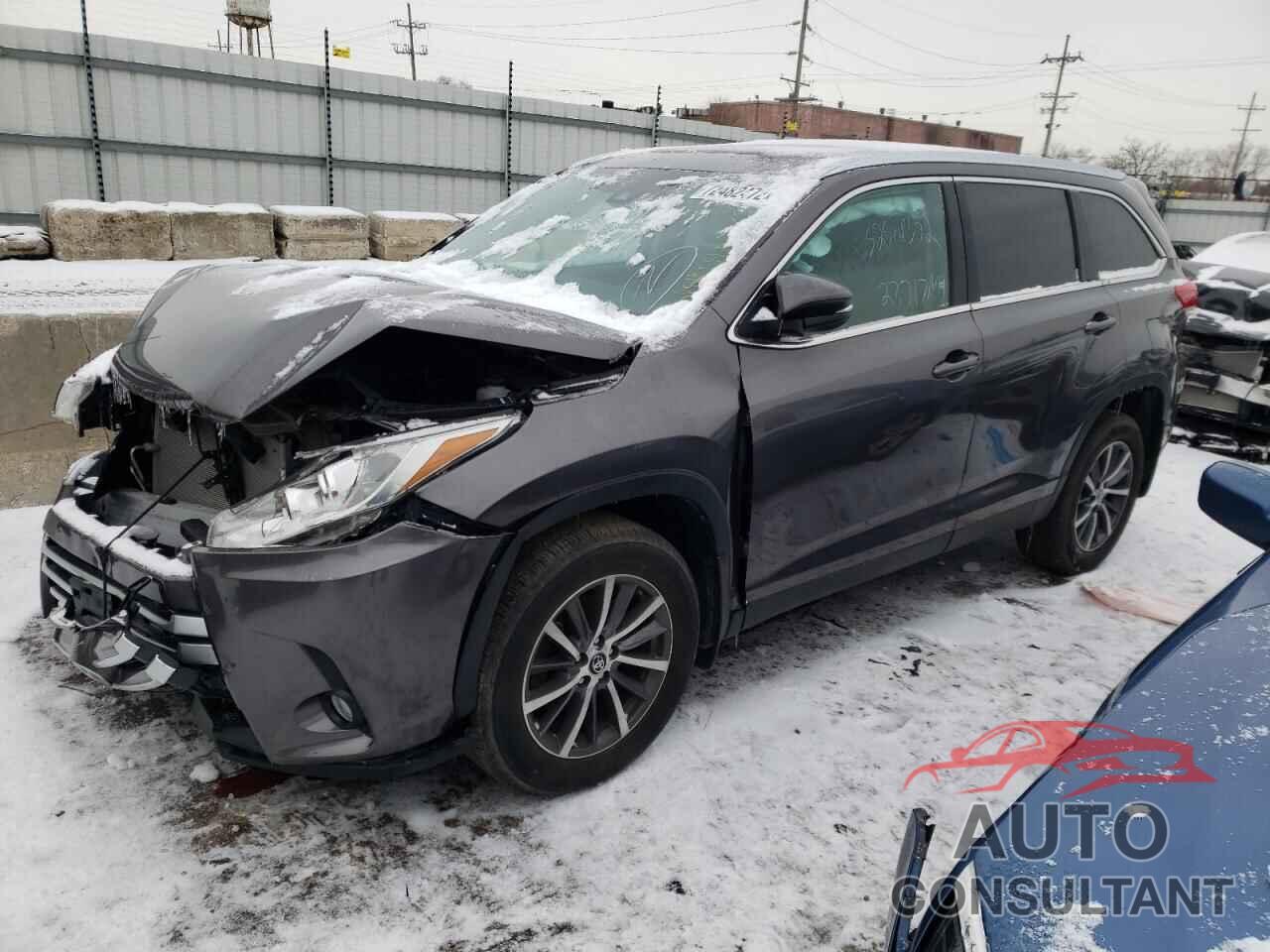 TOYOTA HIGHLANDER 2019 - 5TDJZRFH1KS615815