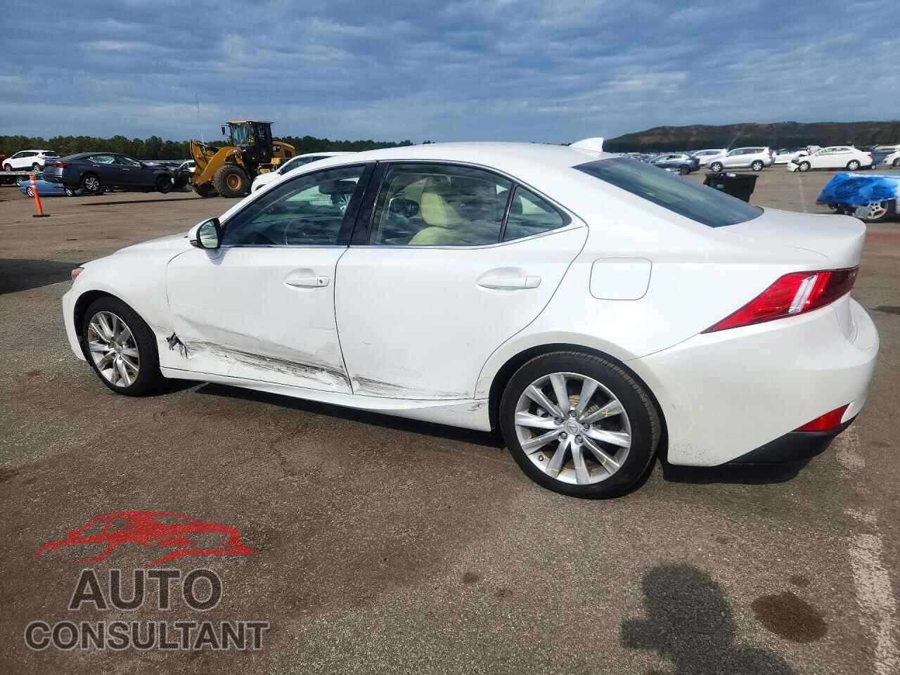 LEXUS IS 2014 - JTHBF1D20E5041648