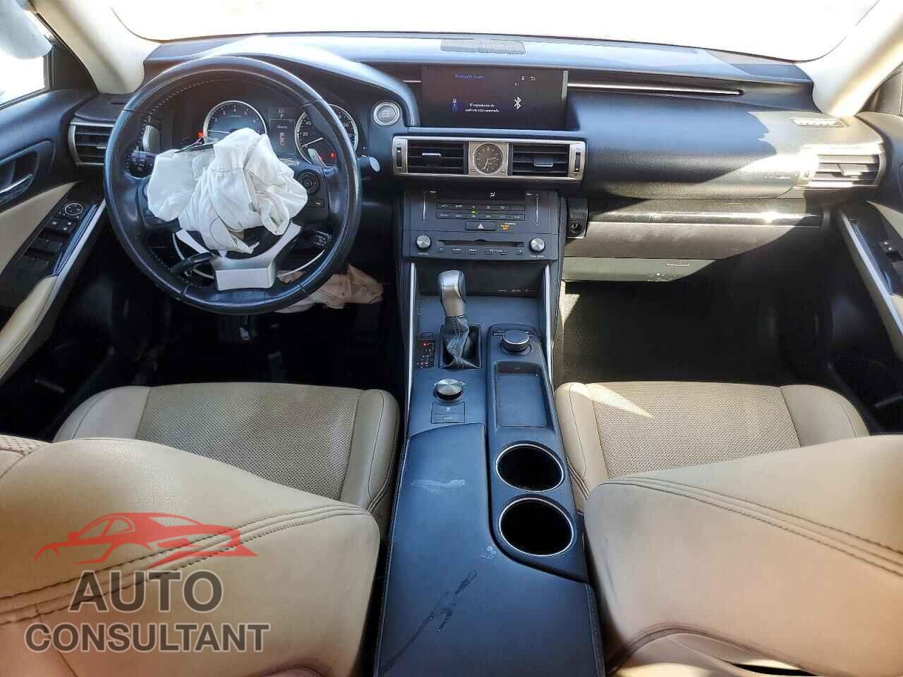 LEXUS IS 2015 - JTHBF1D2XF5081852