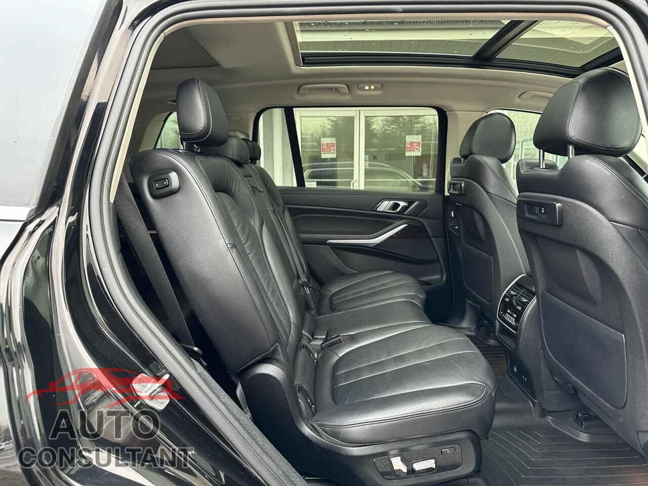 BMW X7 2020 - 5UXCW2C04L9B56689