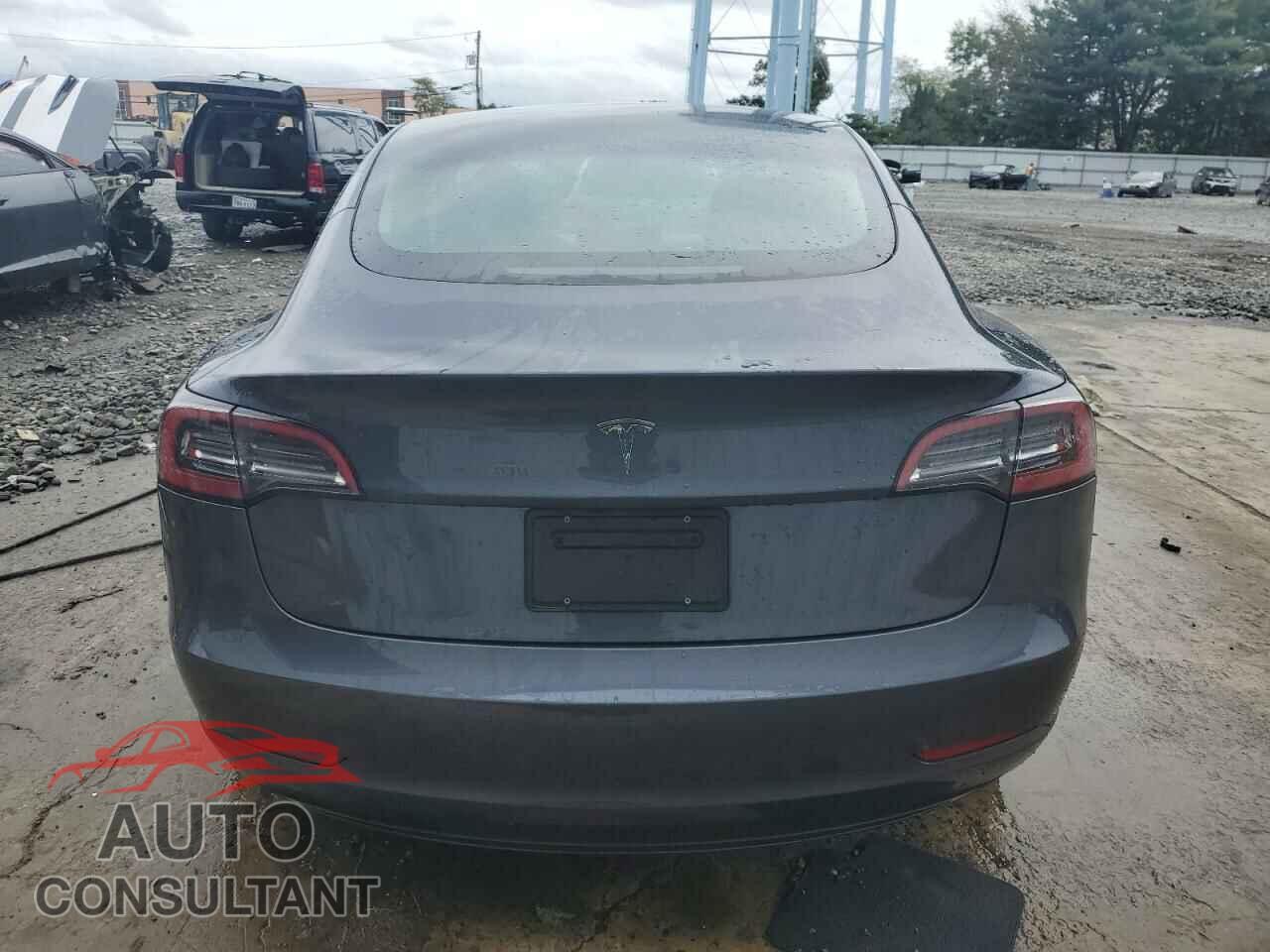 TESLA MODEL 3 2023 - 5YJ3E1EA3PF699562