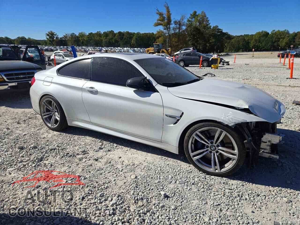 BMW M4 2015 - WBS3R9C58FK331154