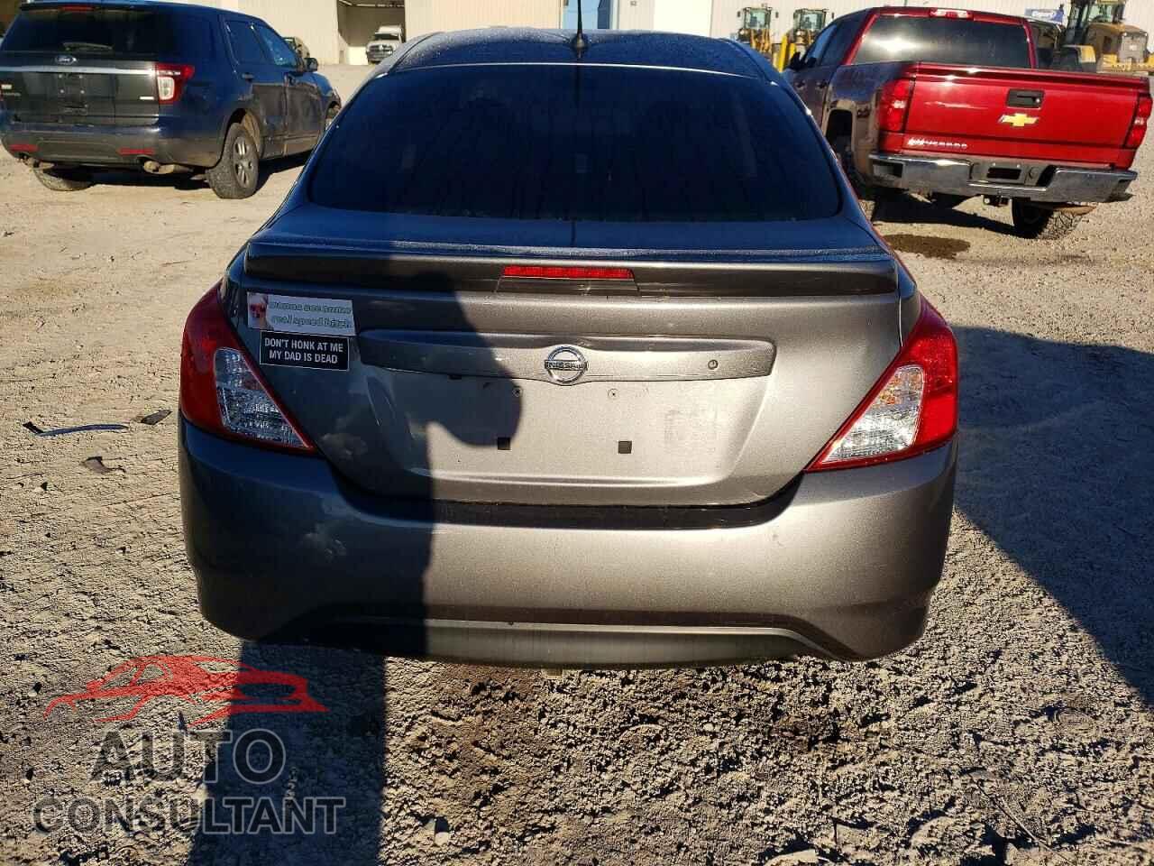 NISSAN VERSA 2019 - 3N1CN7AP3KL804224