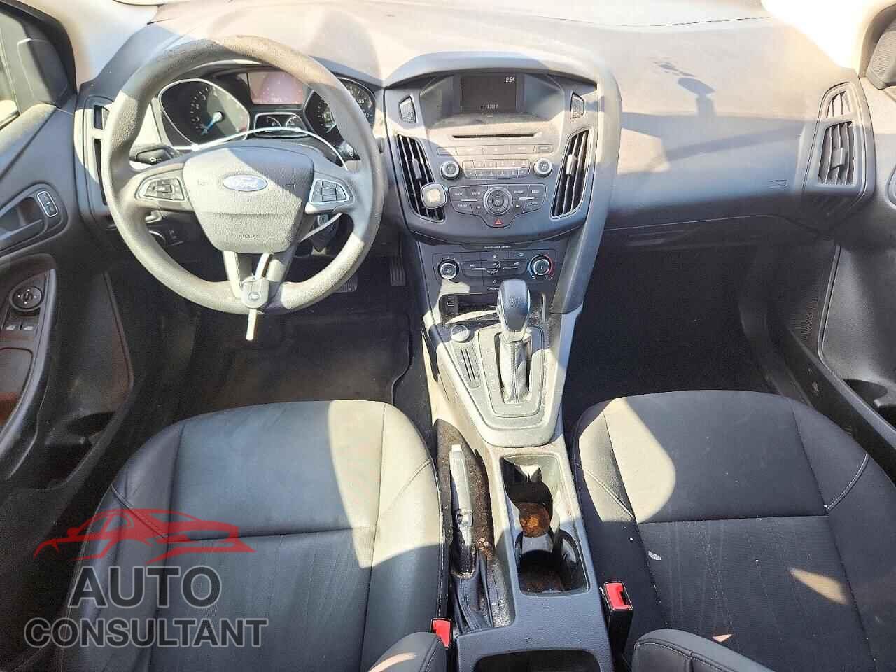FORD FOCUS 2016 - 1FADP3E22GL281449