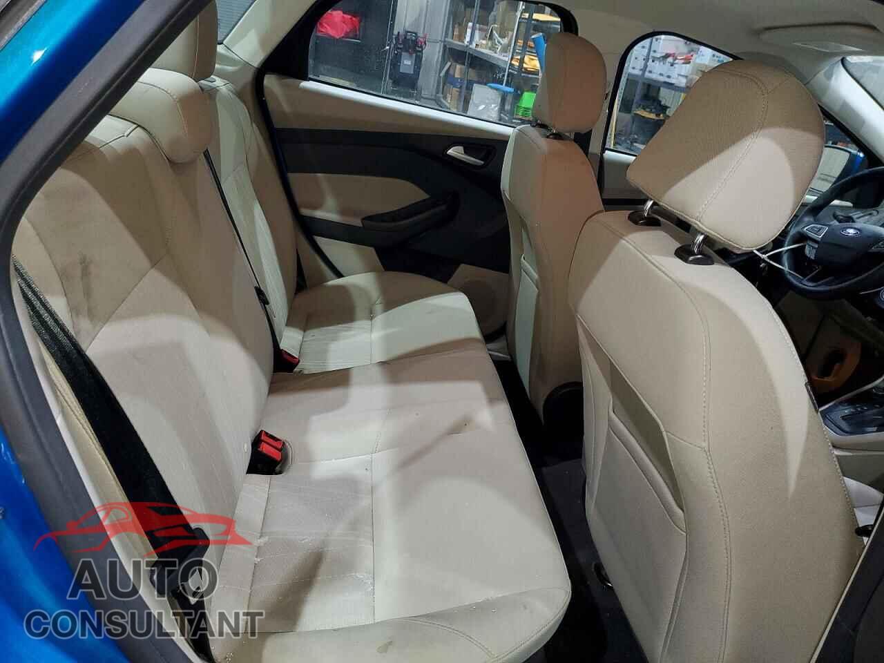 FORD FOCUS 2016 - 1FADP3F2XGL248097
