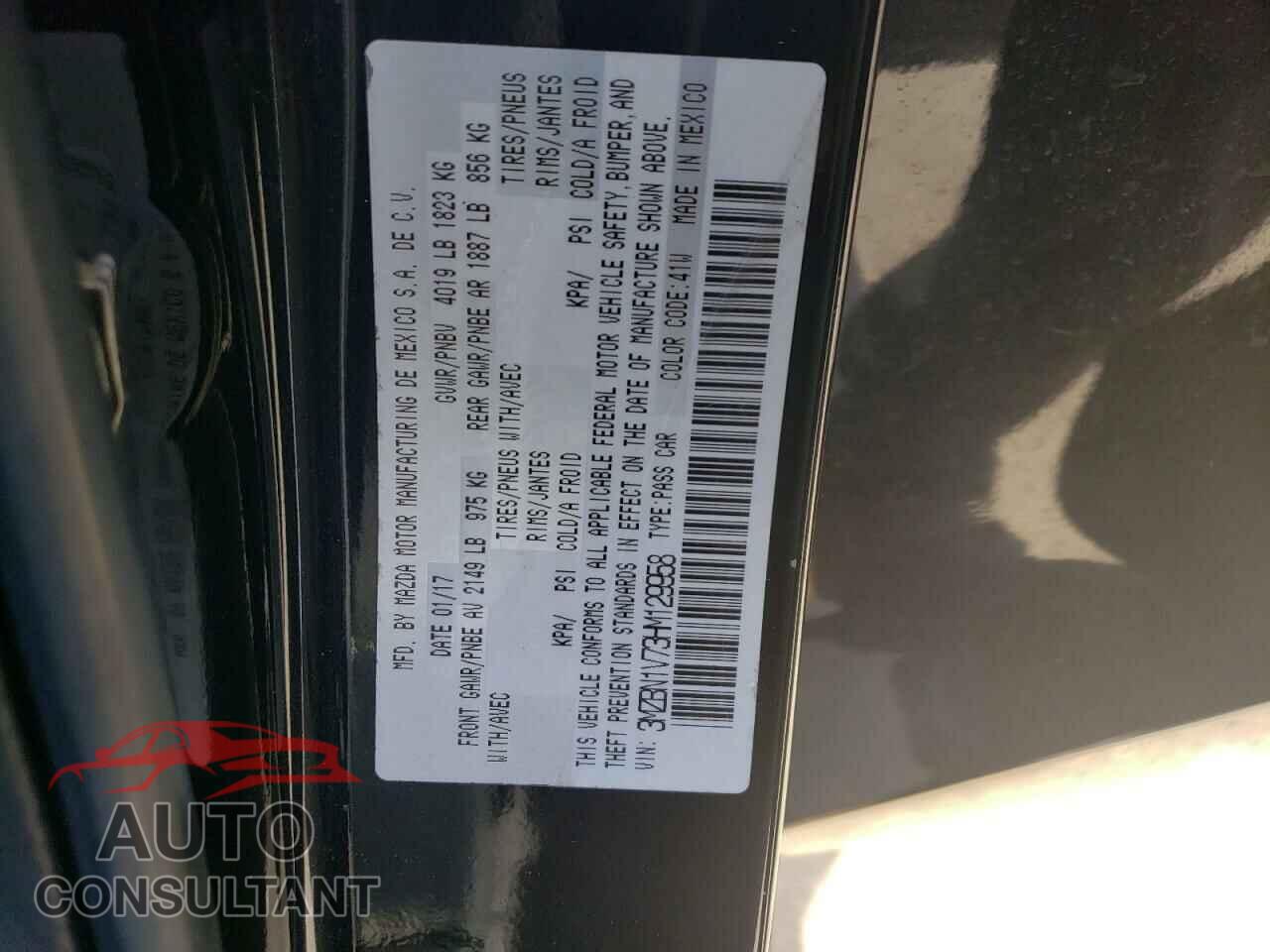 MAZDA 3 2017 - 3MZBN1V73HM129958