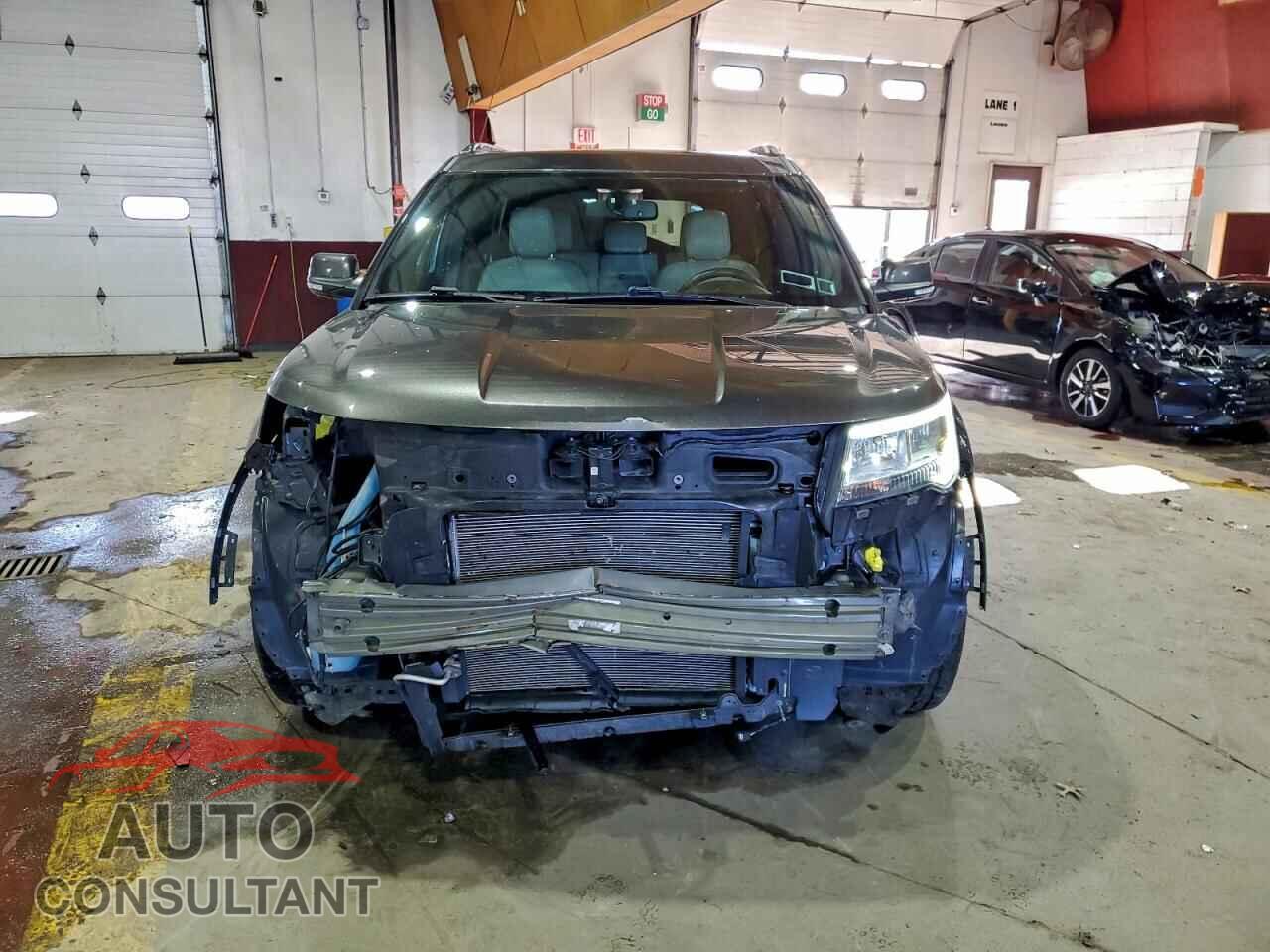 FORD EXPLORER 2018 - 1FM5K7F82JGB91382