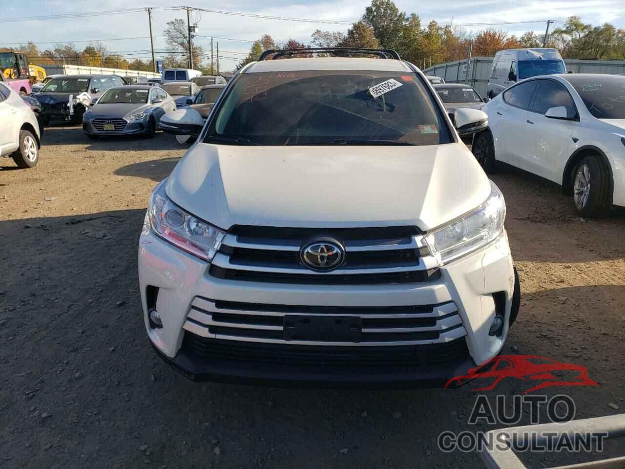 TOYOTA HIGHLANDER 2017 - 5TDBZRFH8HS376342