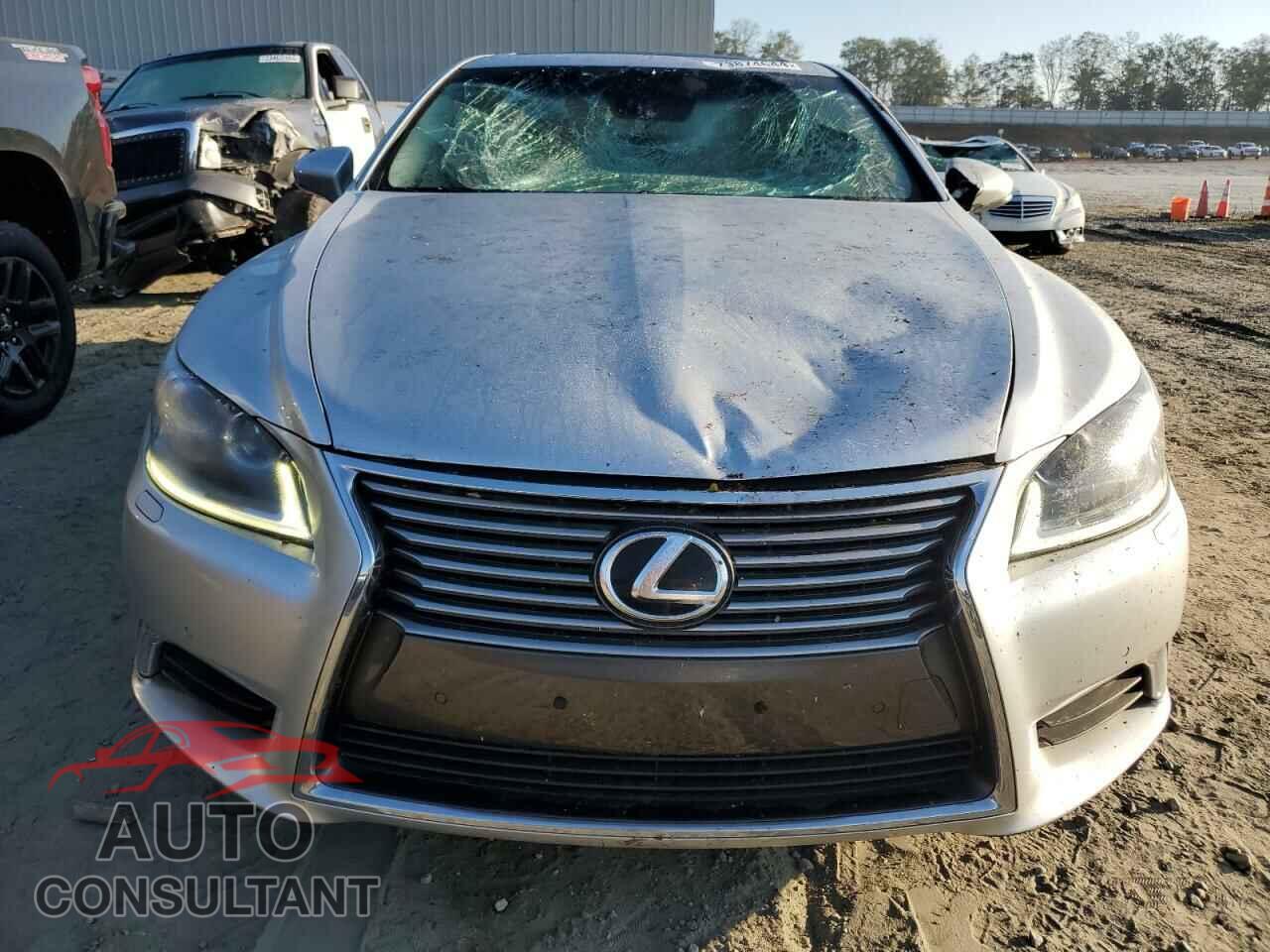 LEXUS LS460 2016 - JTHCL5EFXG5026342