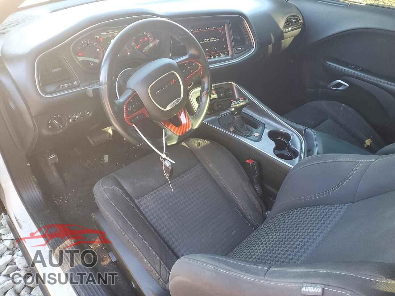 DODGE CHALLENGER 2017 - 2C3CDZAG8HH633598