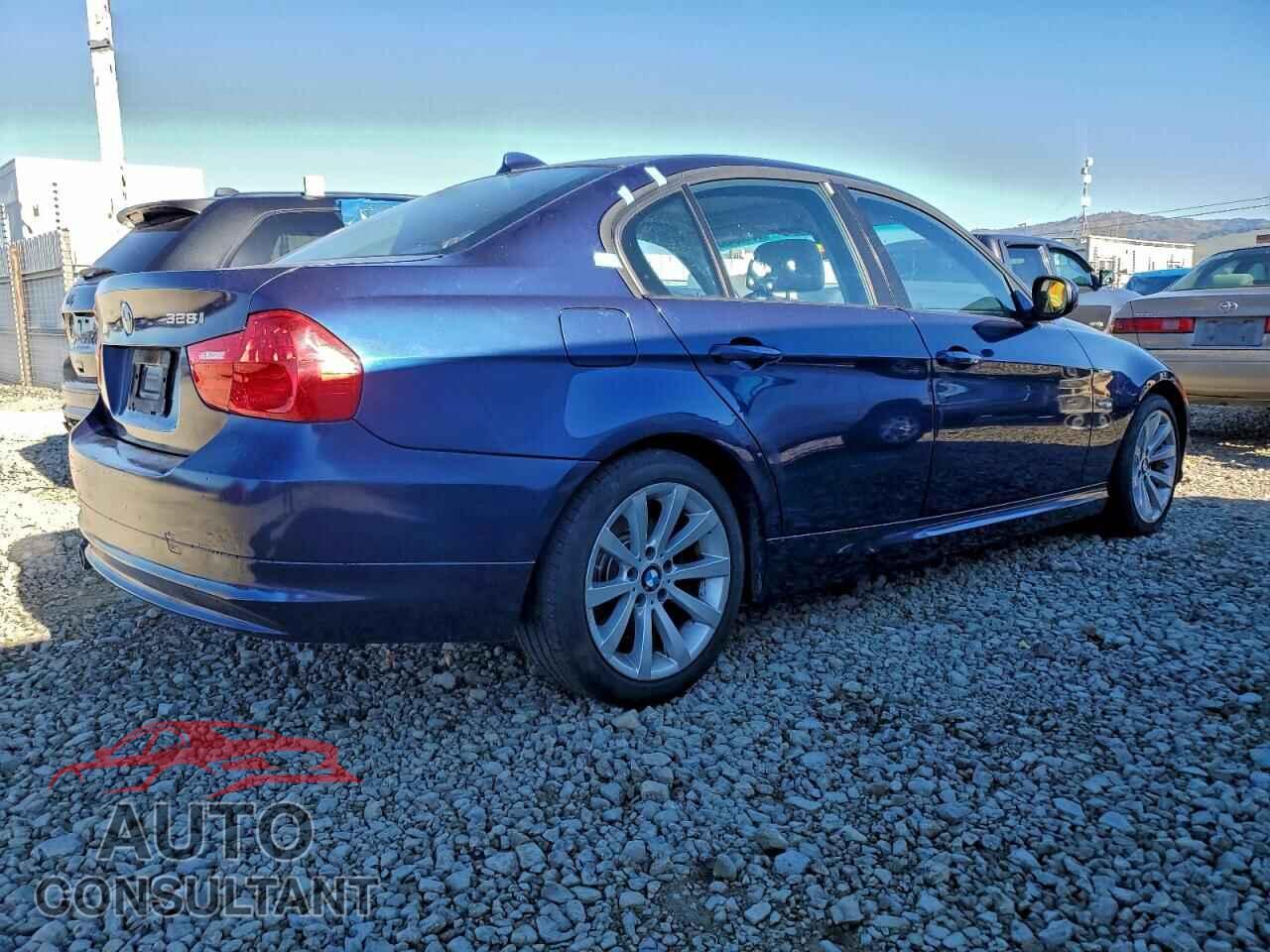 BMW 3 SERIES 2011 - WBAPH5G50BNM83465