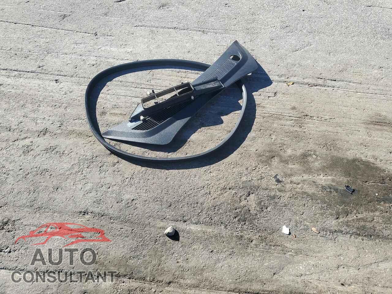 TESLA MODEL 3 2018 - 5YJ3E1EA6JF052080