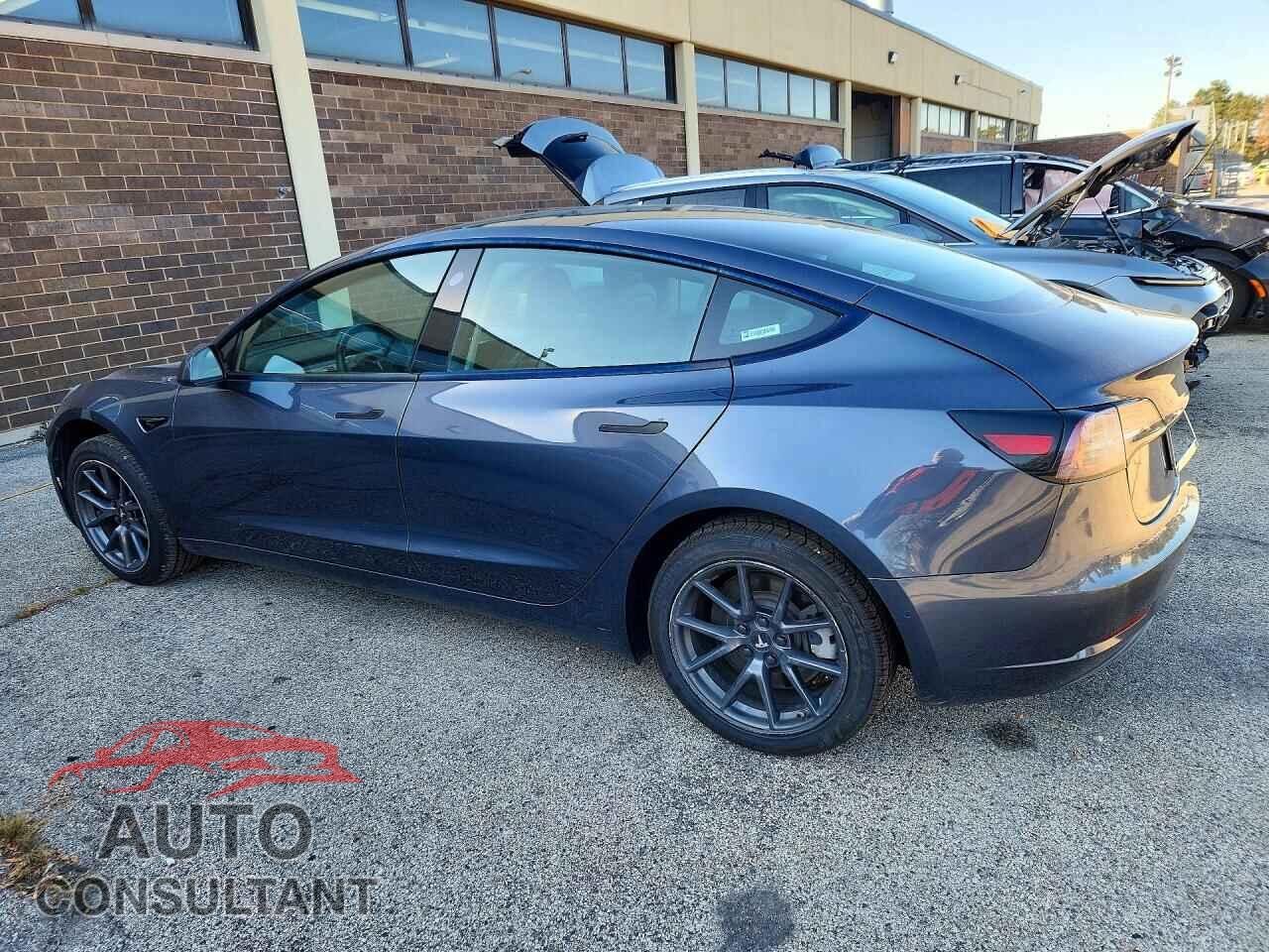 TESLA MODEL 3 2022 - 5YJ3E1EA2NF287971