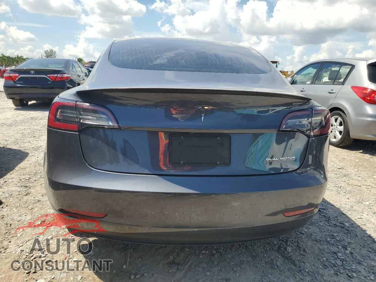 TESLA MODEL 3 2020 - 5YJ3E1EC7LF646844