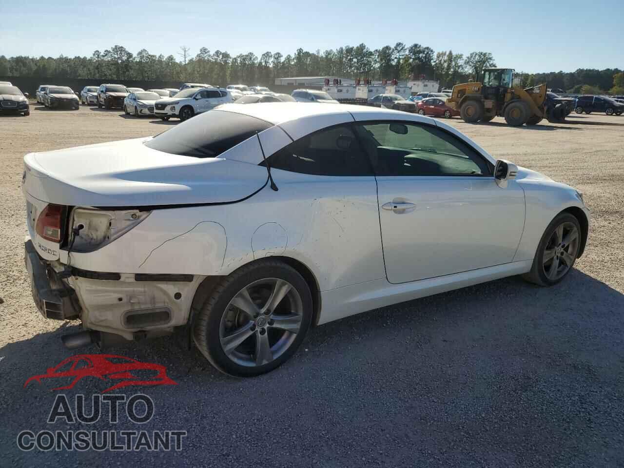 LEXUS IS 2014 - JTHFF2C23E2529745