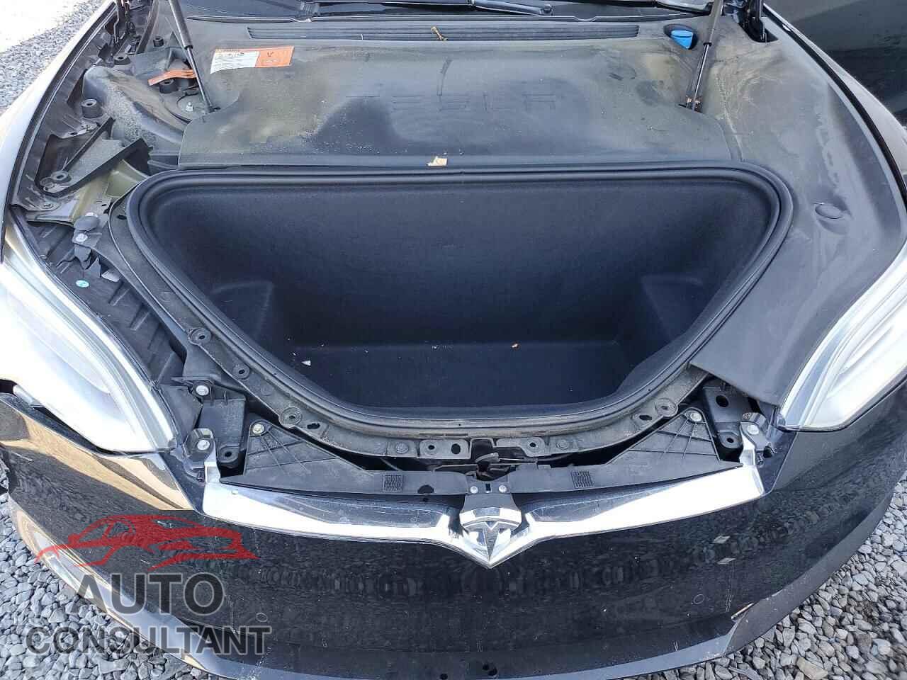 TESLA MODEL S 2018 - 5YJSA1E27JF283506