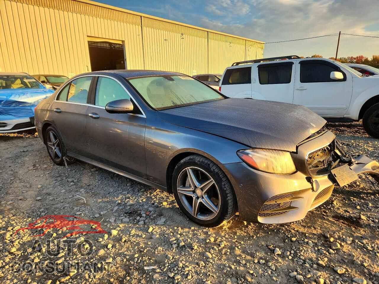 MERCEDES-BENZ E-CLASS 2017 - WDDZF4KBXHA218681