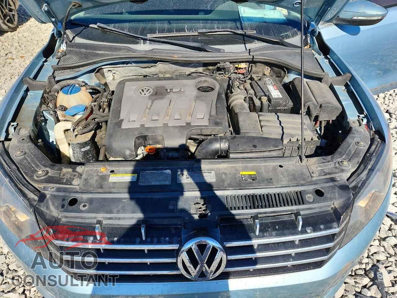 VOLKSWAGEN PASSAT 2012 - 1VWCN7A39CC057880