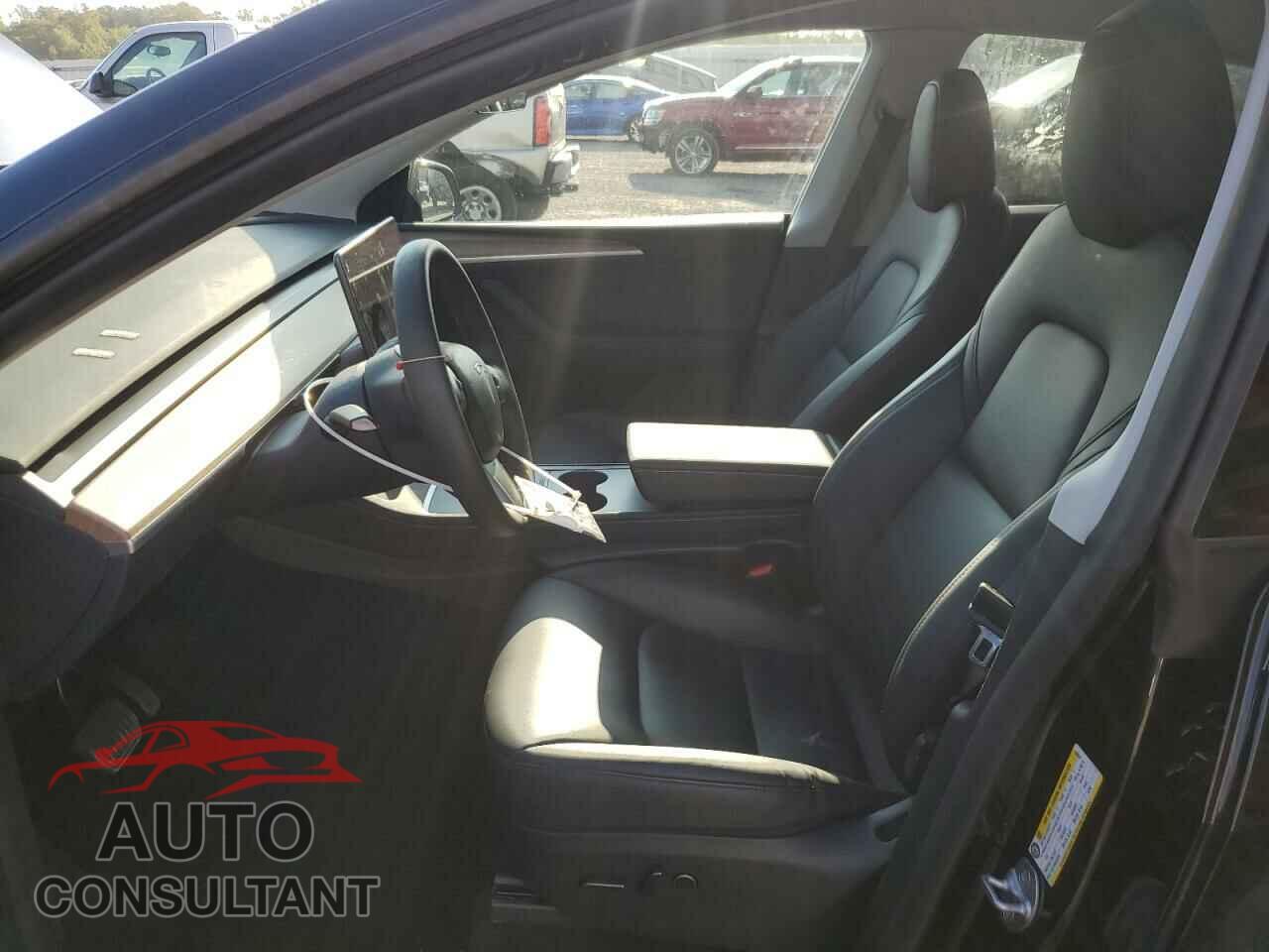 TESLA MODEL Y 2023 - 7SAYGDEE3PA138413