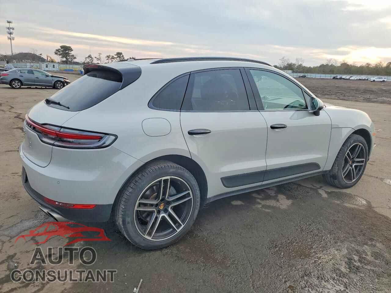 PORSCHE MACAN 2021 - WP1AB2A50MLB35258