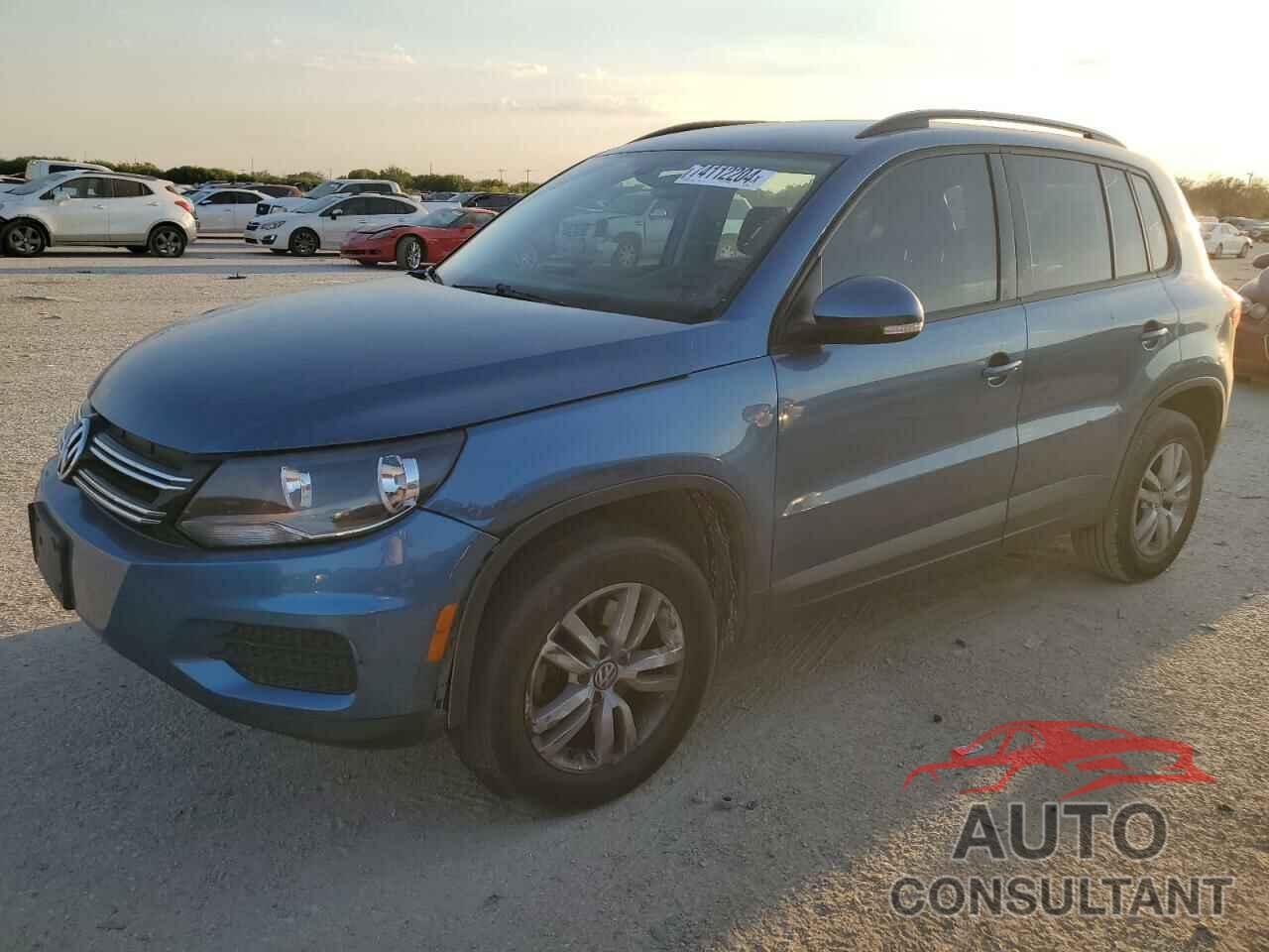 VOLKSWAGEN TIGUAN 2017 - WVGAV7AX3HK005490