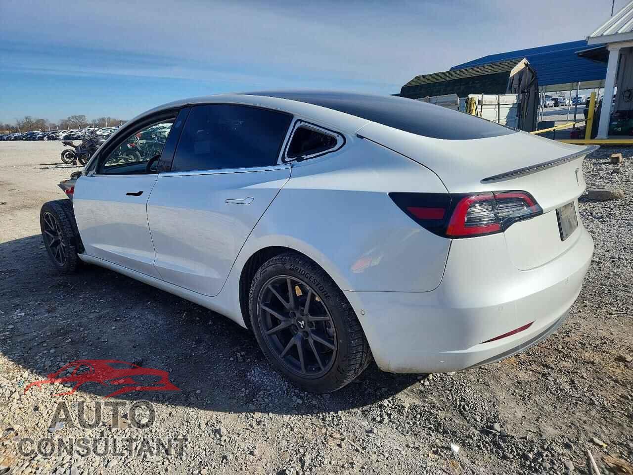 TESLA MODEL 3 2019 - 5YJ3E1EB0KF513042