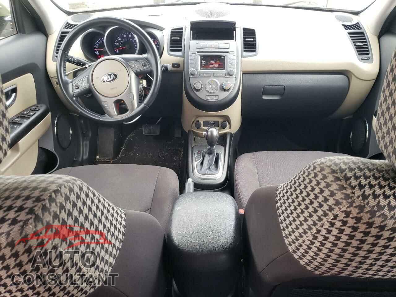 KIA SOUL 2013 - KNDJT2A62D7606830