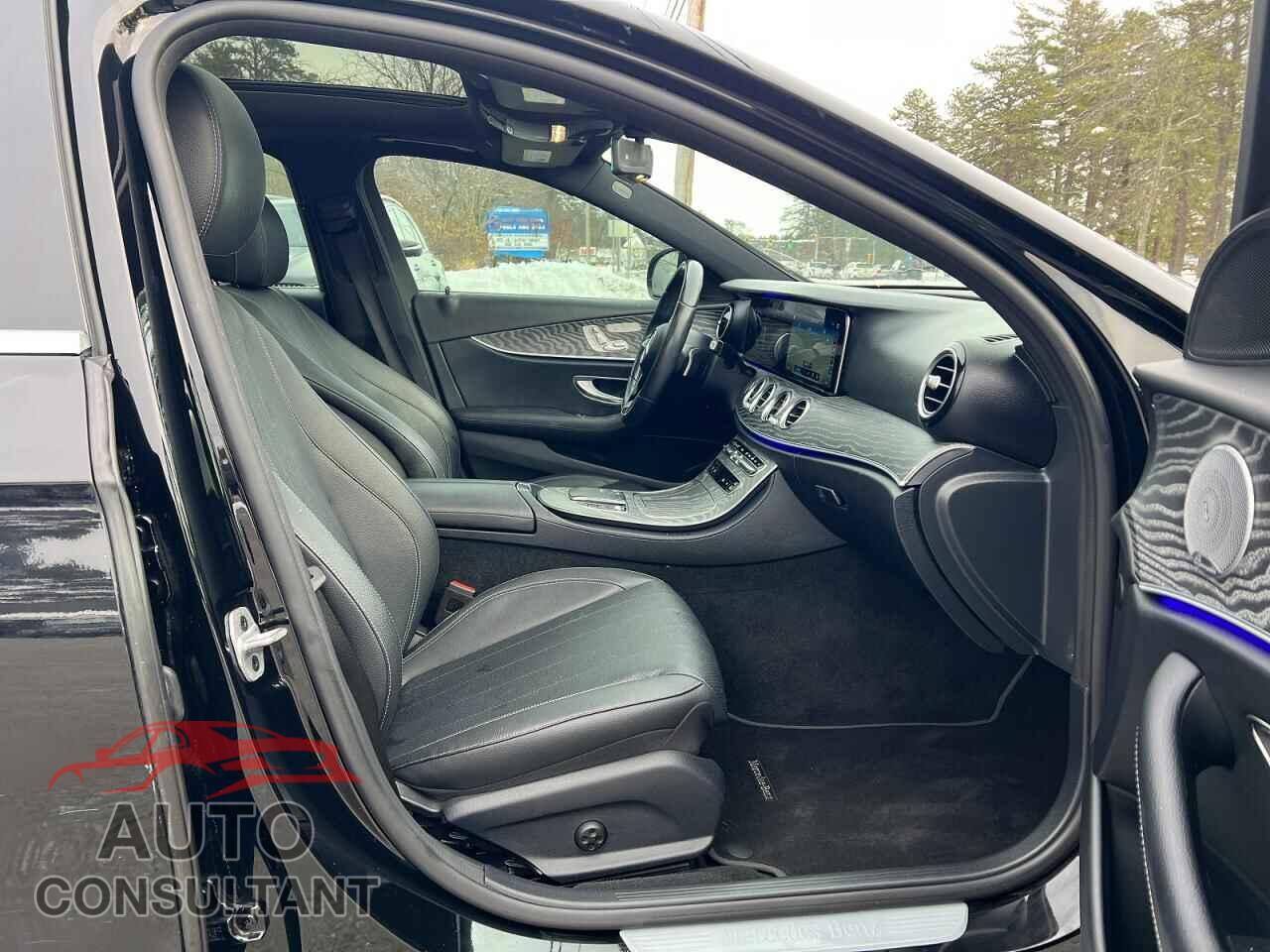 MERCEDES-BENZ E-CLASS 2021 - W1KZF8DB9MA873428