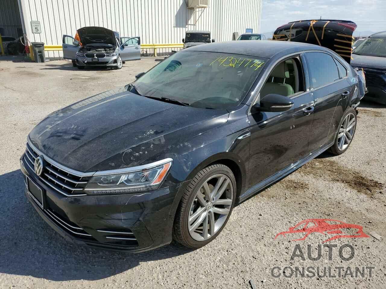 VOLKSWAGEN PASSAT 2018 - 1VWAA7A38JC004152