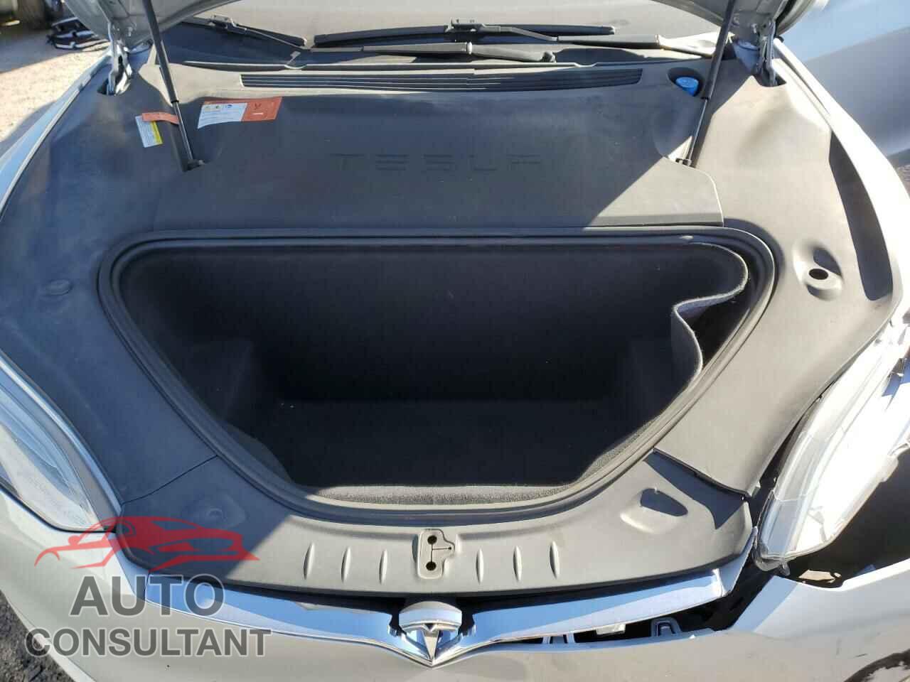 TESLA MODEL S 2016 - 5YJSA1E43GF139431