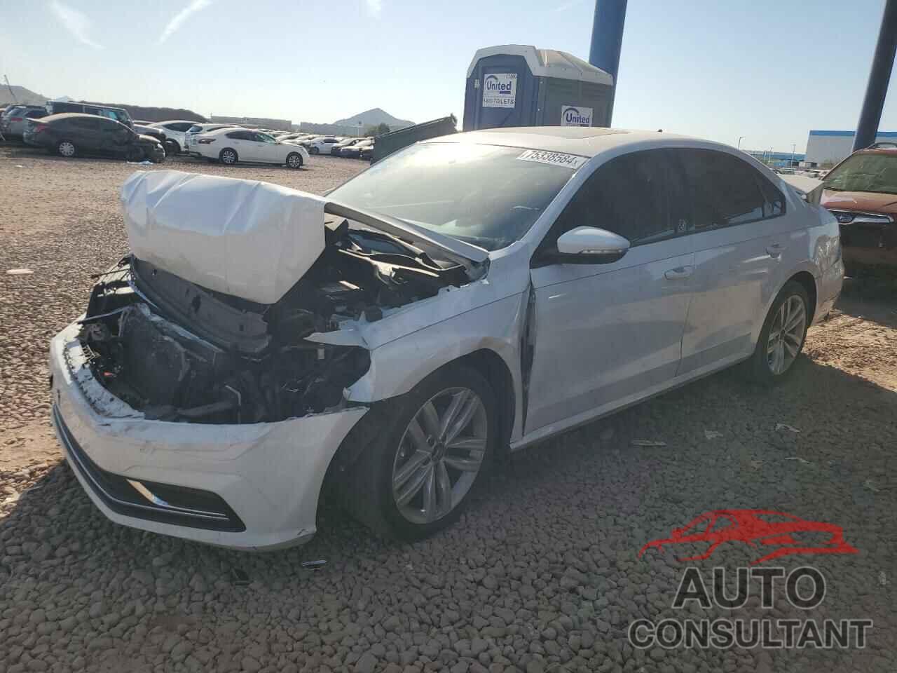 VOLKSWAGEN PASSAT 2019 - 1VWLA7A30KC011753