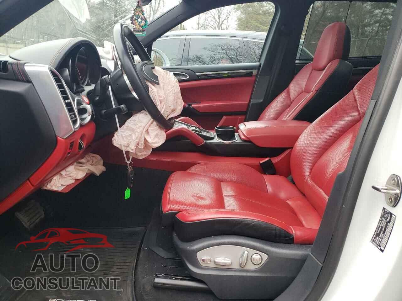 PORSCHE CAYENNE 2017 - WP1AA2A27HKA91005