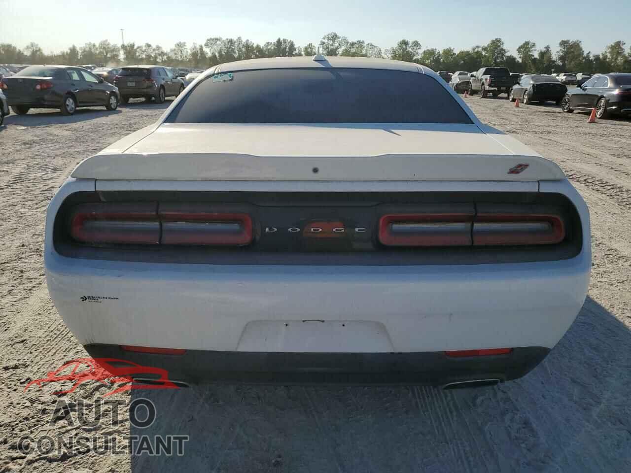 DODGE CHALLENGER 2017 - 2C3CDZGG8HH638372
