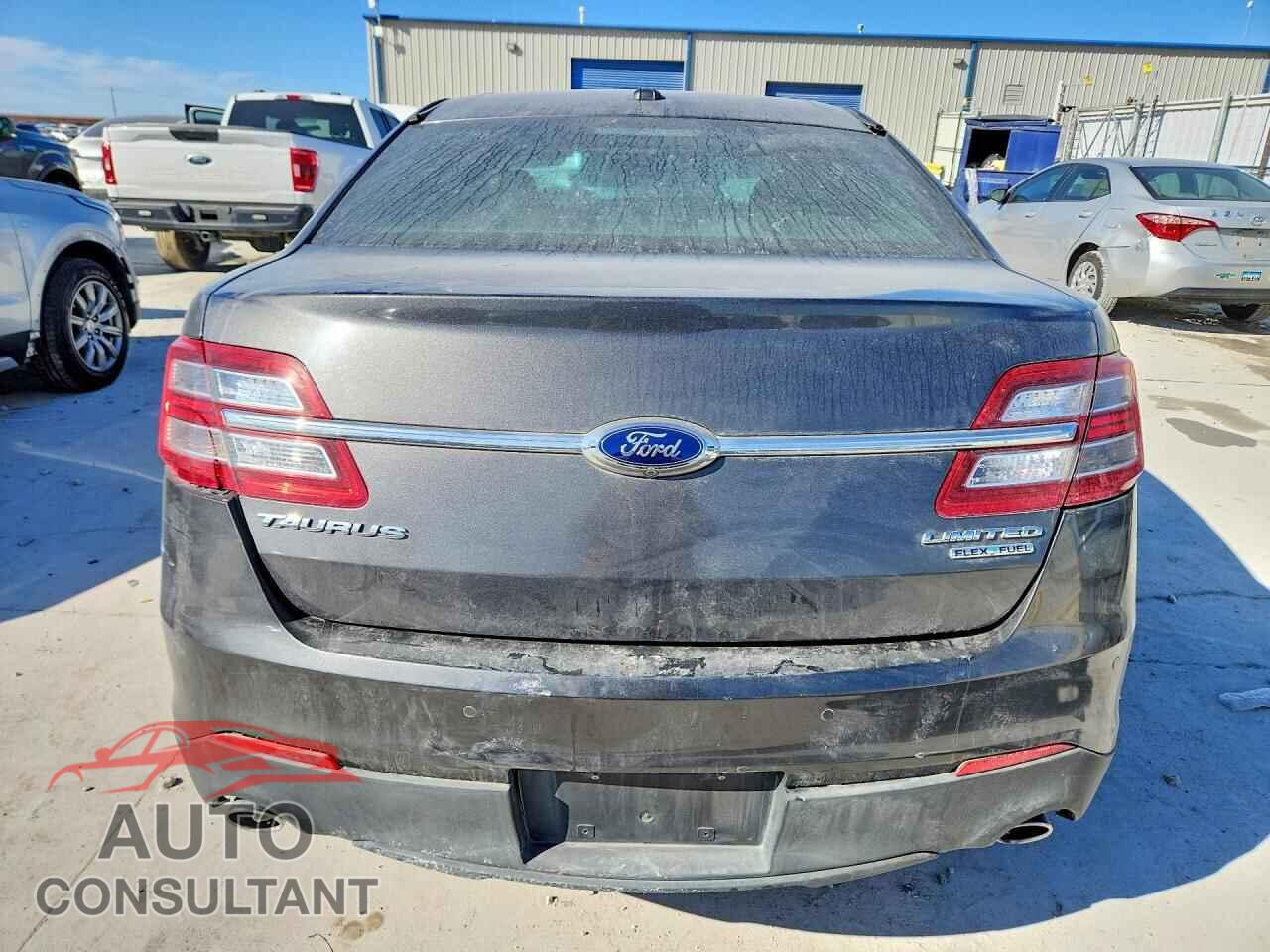FORD TAURUS 2015 - 1FAHP2F86FG104697