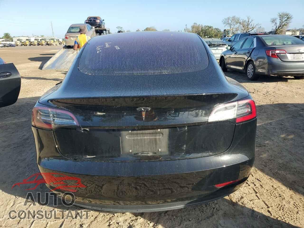 TESLA MODEL 3 2018 - 5YJ3E1EA2JF018783
