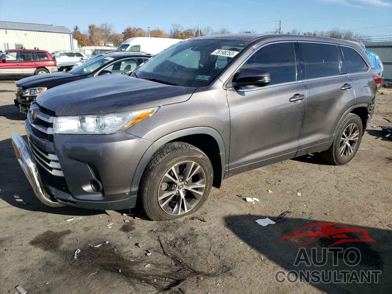 TOYOTA HIGHLANDER 2018 - 5TDBZRFH0JS907989