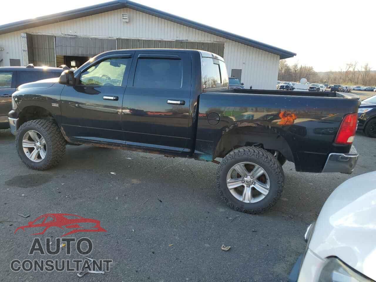 DODGE RAM 1500 2012 - 1C6RD7LT3CS161274