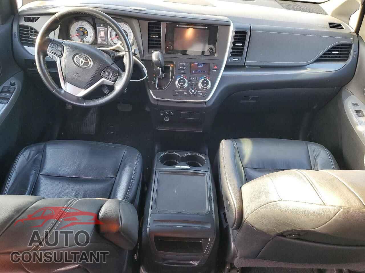 TOYOTA SIENNA 2015 - 5TDXK3DC3FS632821