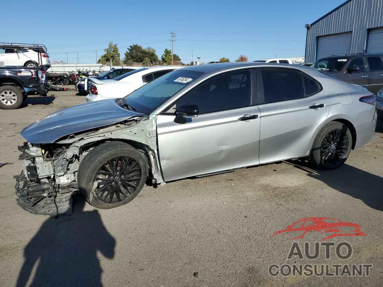 TOYOTA CAMRY 2022 - 4T1G11AK1NU013787