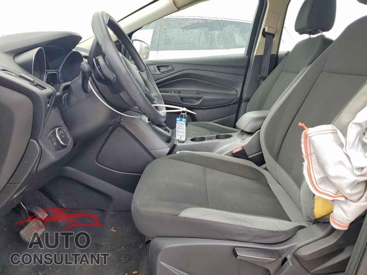 FORD ESCAPE 2015 - 1FMCU0F70FUB11389