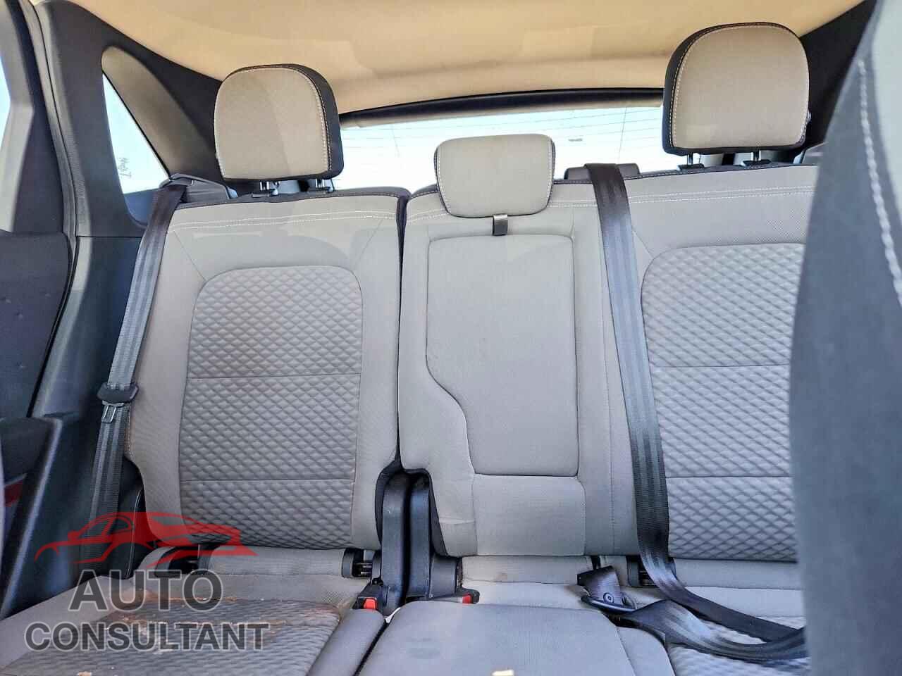 FORD ESCAPE 2020 - 1FMCU0G64LUA81587