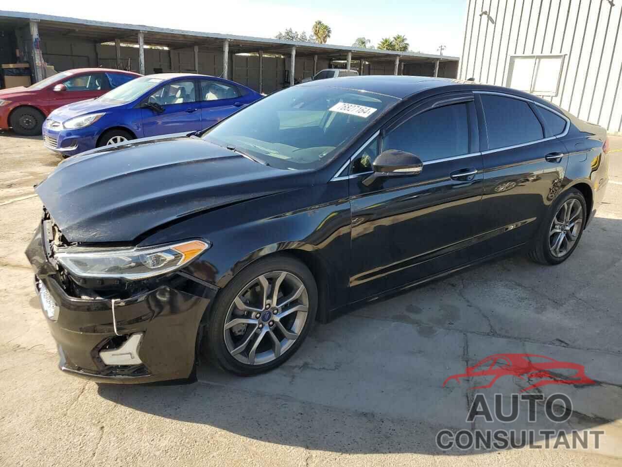 FORD FUSION 2019 - 3FA6P0RU8KR118950