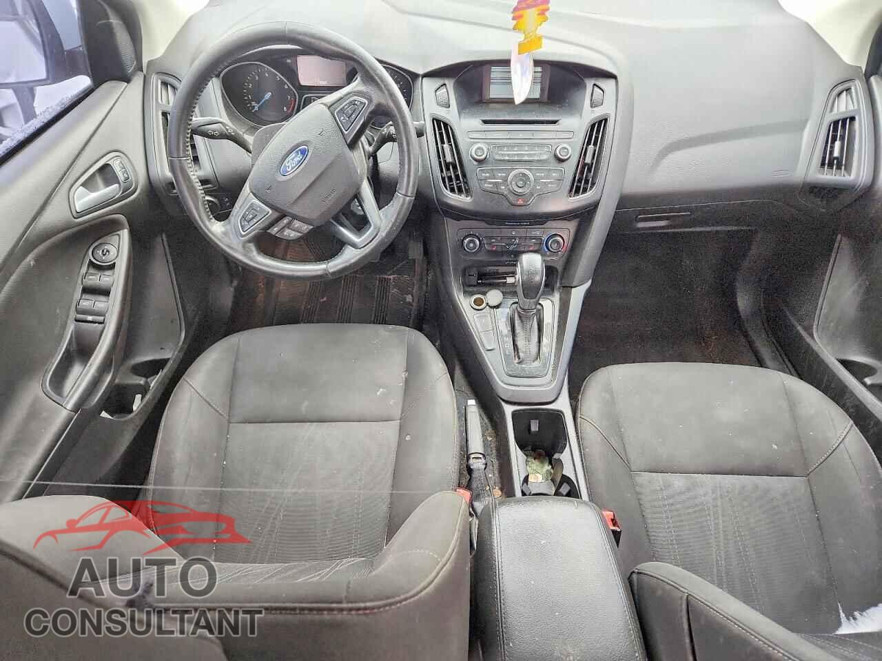 FORD FOCUS 2017 - 1FADP3F20HL275729