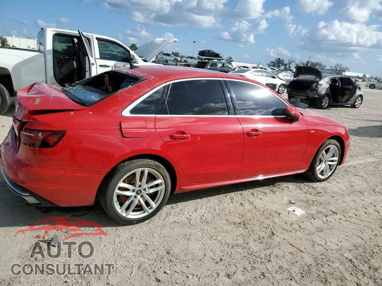AUDI A4 2021 - WAUDAAF44MA041596