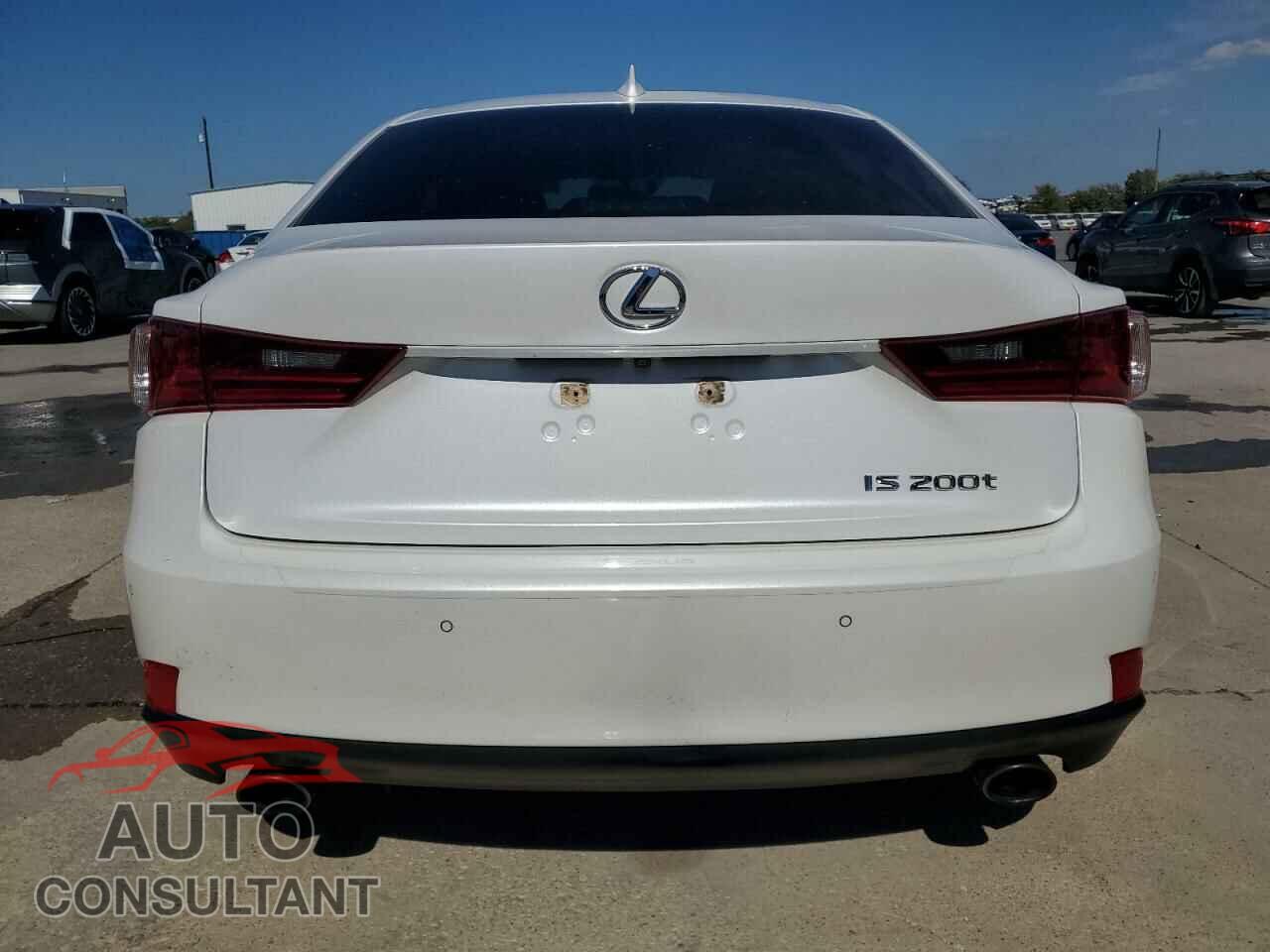 LEXUS IS 2016 - JTHBA1D28G5028941