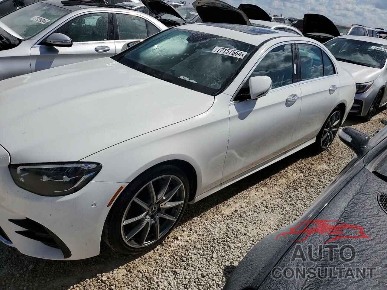 MERCEDES-BENZ E-CLASS 2022 - W1KZF8DB4NB052328